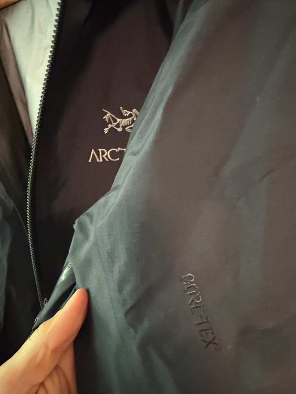 Arc'teryx Men's Beta LT Hybrid (Half LT half SL) XL - Picture 8 of 8